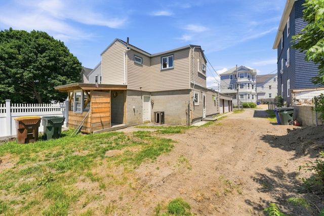 415 Anthony St, Fall River, MA 02720