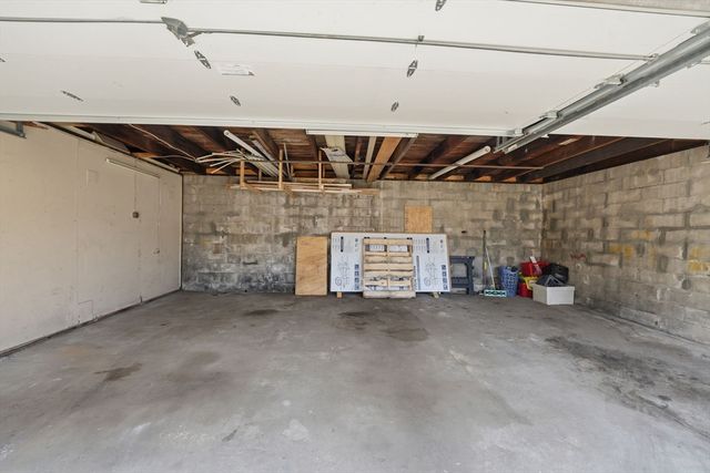 415 Anthony St, Fall River, MA 02720