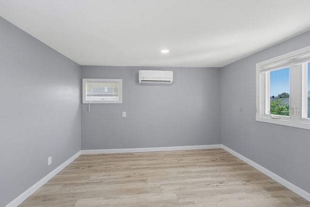 415 Anthony St, Fall River, MA 02720