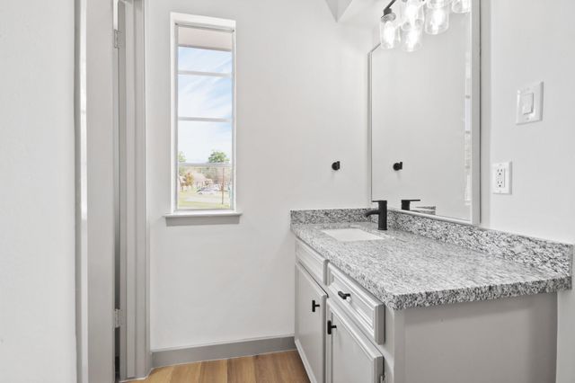 1600 Hazelwood Street A, Conroe, TX 77301