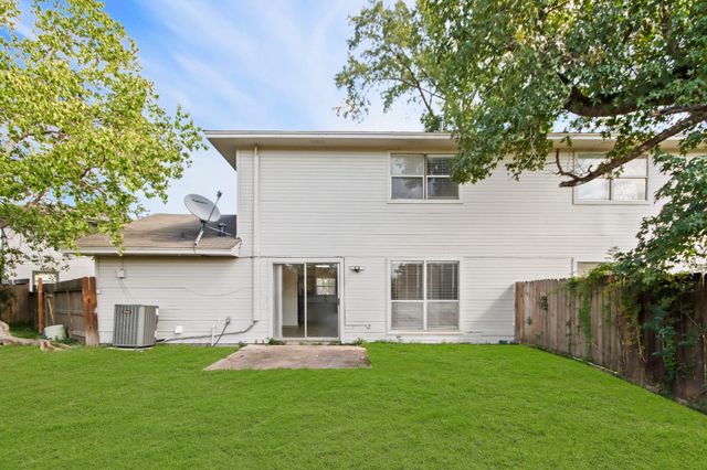 1600 Hazelwood Street A, Conroe, TX 77301