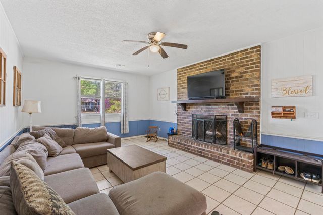 2090 Little Lamb Rd., Conway, SC 29527