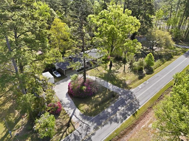 2090 Little Lamb Rd., Conway, SC 29527