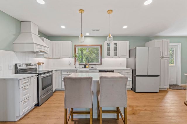 2090 Little Lamb Rd., Conway, SC 29527