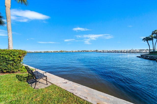 896 N Federal Highway 530, Lantana, FL 33462