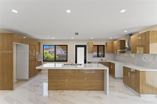 21330 NE 26 AV 0, Aventura, FL 33180