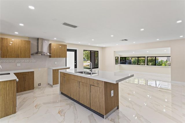 21330 NE 26 AV 0, Aventura, FL 33180