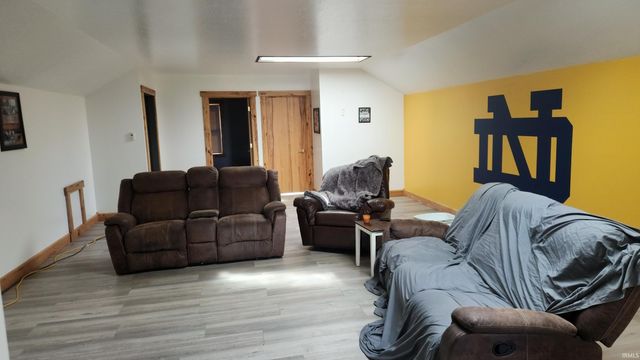 57051 County Road 33, Middlebury, IN 46540