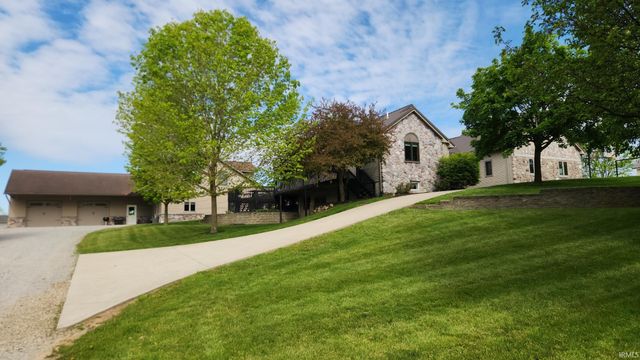 57051 County Road 33, Middlebury, IN 46540