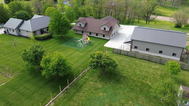 57051 County Road 33, Middlebury, IN 46540