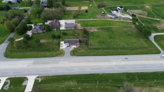 57051 County Road 33, Middlebury, IN 46540
