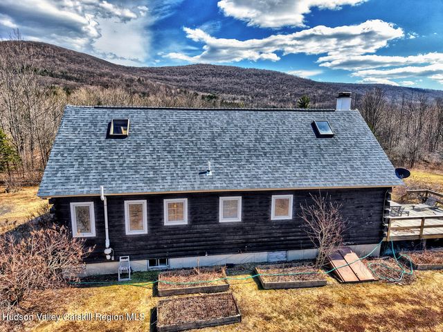 513 County Road 10, Windham, NY 12496