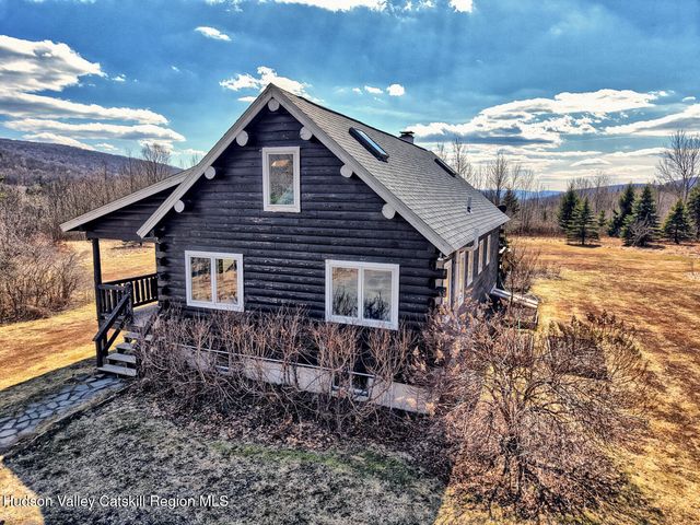 513 County Road 10, Windham, NY 12496