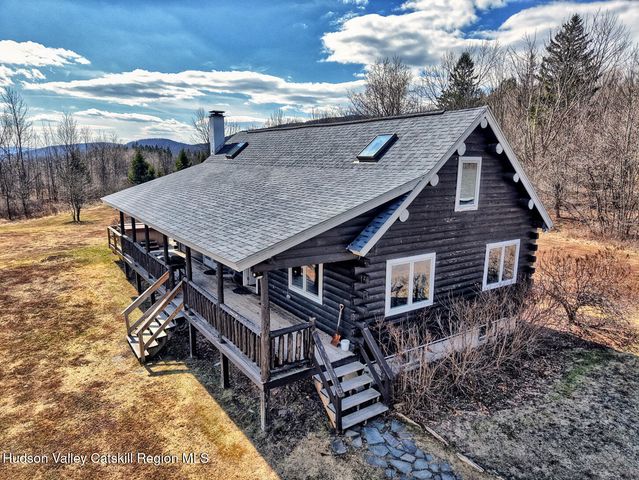 513 County Road 10, Windham, NY 12496