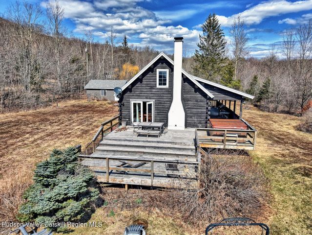 513 County Road 10, Windham, NY 12496