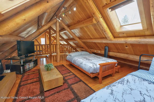 513 County Road 10, Windham, NY 12496