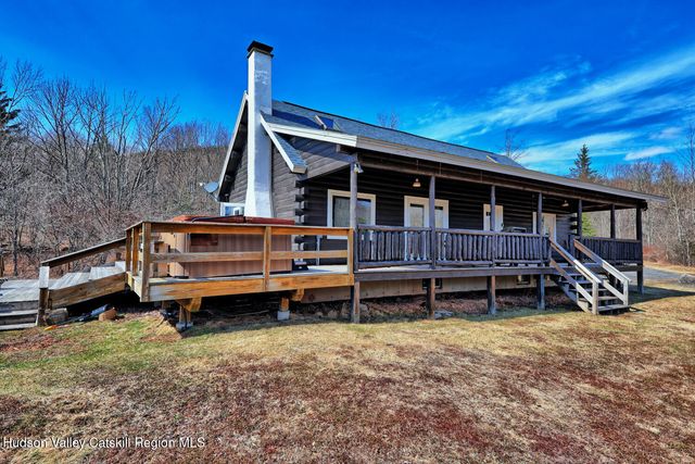 513 County Road 10, Windham, NY 12496