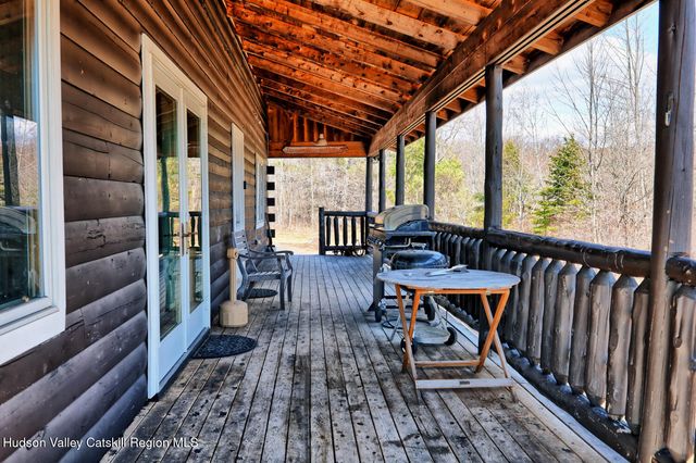 513 County Road 10, Windham, NY 12496