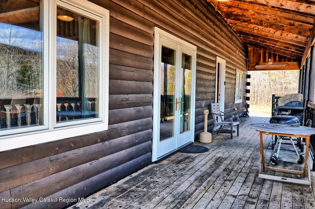 513 County Road 10, Windham, NY 12496