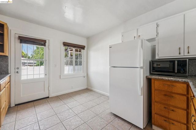 33 W Bissell, Richmond, CA 94801