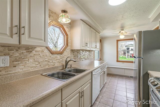 129 Sunset Drive, Dowling, MI 49050