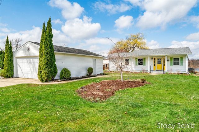 129 Sunset Drive, Dowling, MI 49050