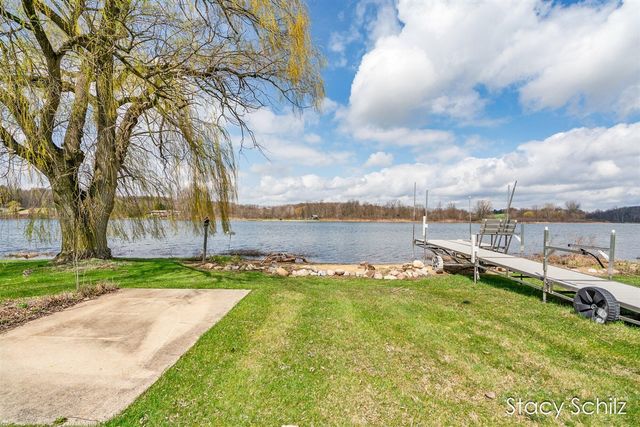 129 Sunset Drive, Dowling, MI 49050
