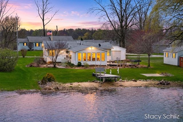129 Sunset Drive, Dowling, MI 49050