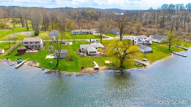 129 Sunset Drive, Dowling, MI 49050