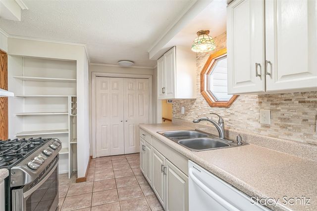 129 Sunset Drive, Dowling, MI 49050