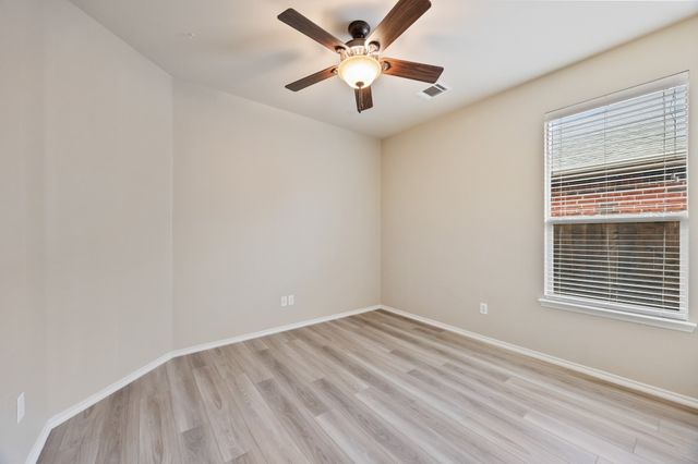 2028 Carriage Road, Heartland, TX 75126