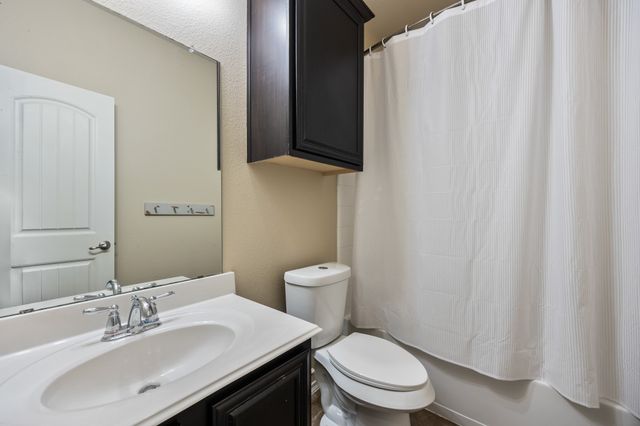 2028 Carriage Road, Heartland, TX 75126