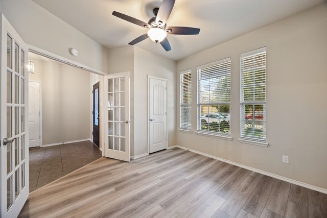 2028 Carriage Road, Heartland, TX 75126