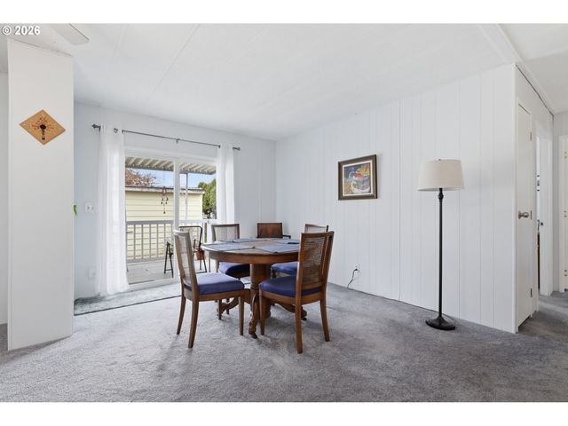 1199 N TERRY St 282, Eugene, OR 97402