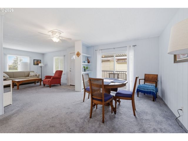 1199 N TERRY St 282, Eugene, OR 97402