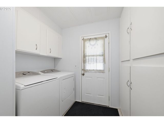 1199 N TERRY St 282, Eugene, OR 97402