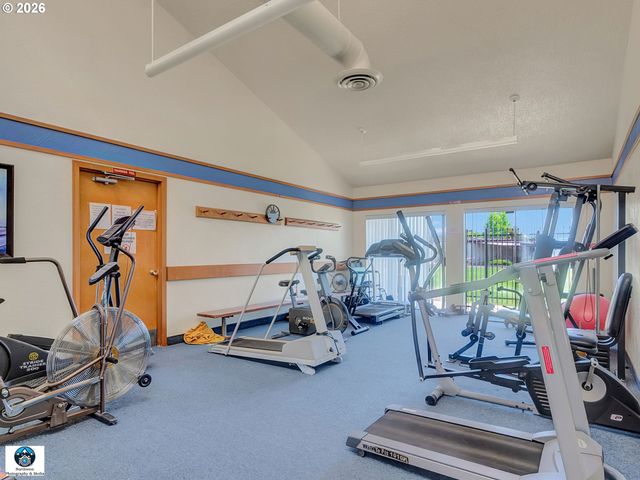 1199 N TERRY St 282, Eugene, OR 97402