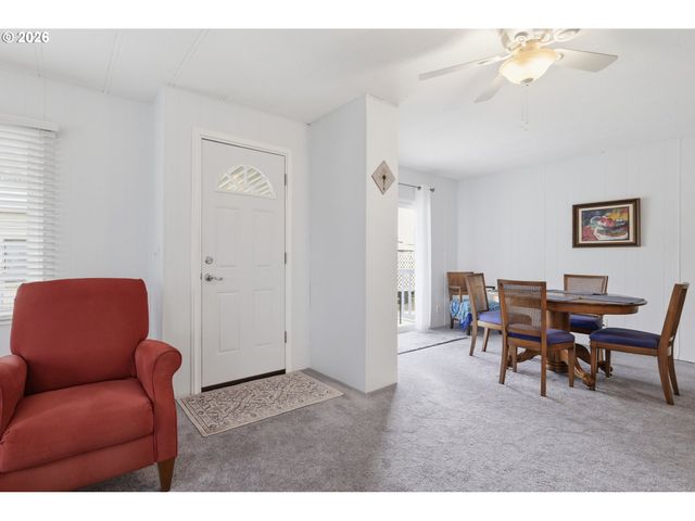 1199 N TERRY St 282, Eugene, OR 97402