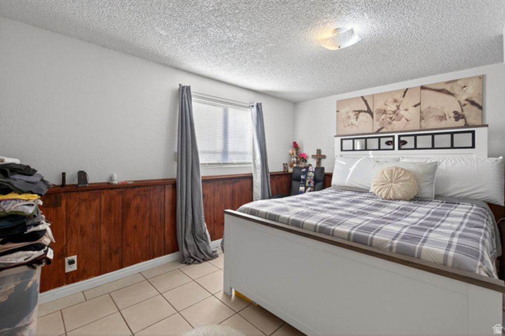 Image 11 of property listing at 1863 W POLARIS WAY, Salt Lake City, UT 84116