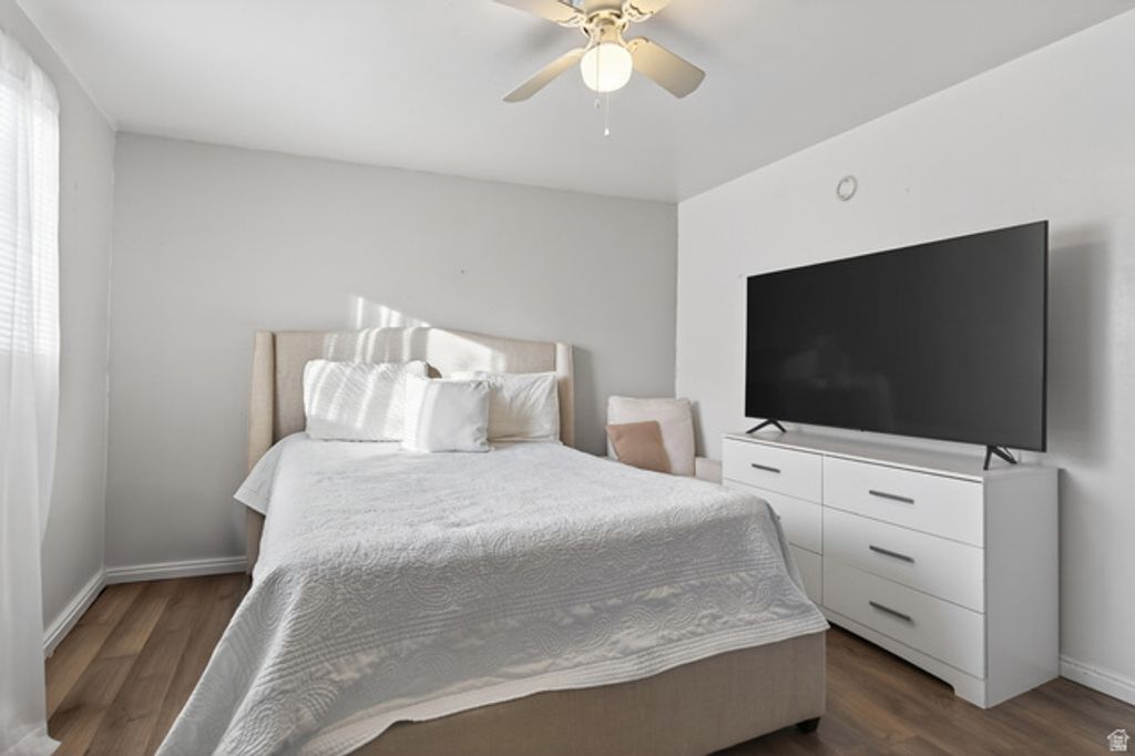 Image 8 of property listing at 1863 W POLARIS WAY, Salt Lake City, UT 84116