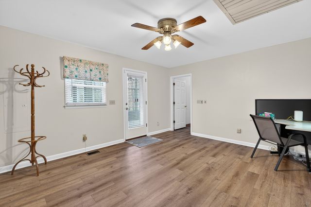 601 Brentlawn Rd, Nashville, TN 37220