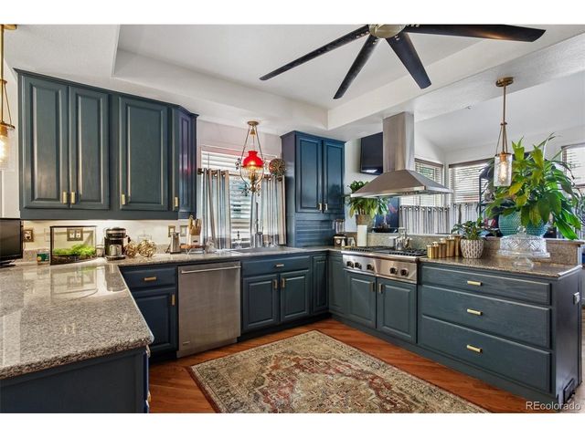 925 N Emerson St, Denver, CO 80218