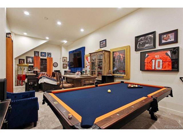 925 N Emerson St, Denver, CO 80218
