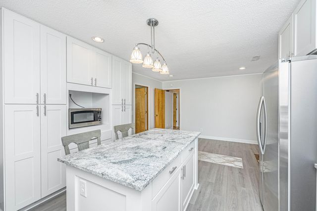 1259 Robin Road, Mount Pleasant, SC 29464