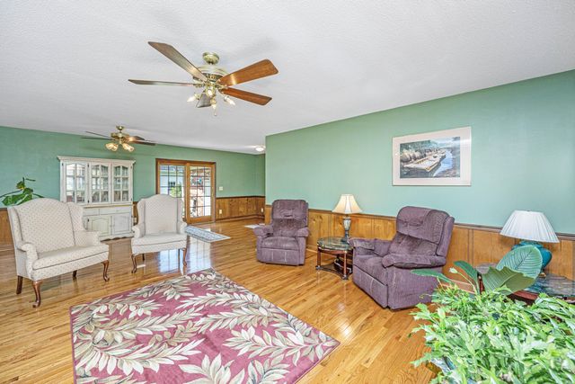 1259 Robin Road, Mount Pleasant, SC 29464