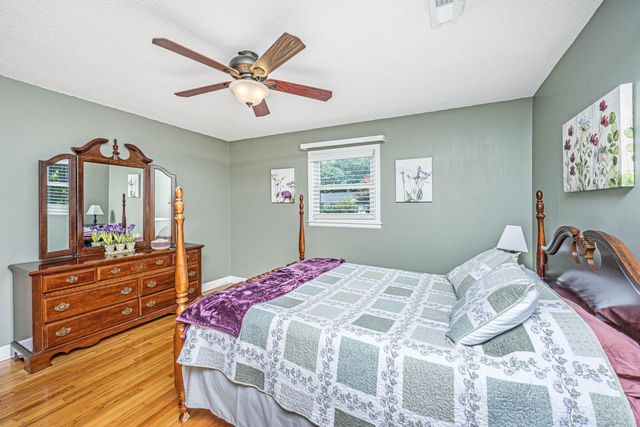 1259 Robin Road, Mount Pleasant, SC 29464