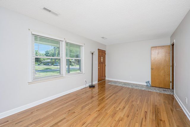1259 Robin Road, Mount Pleasant, SC 29464