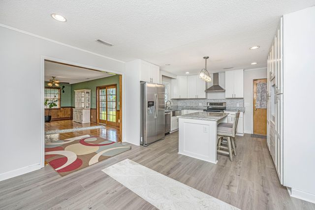 1259 Robin Road, Mount Pleasant, SC 29464