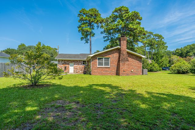 1259 Robin Road, Mount Pleasant, SC 29464