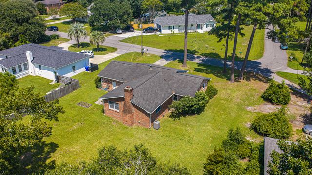 1259 Robin Road, Mount Pleasant, SC 29464
